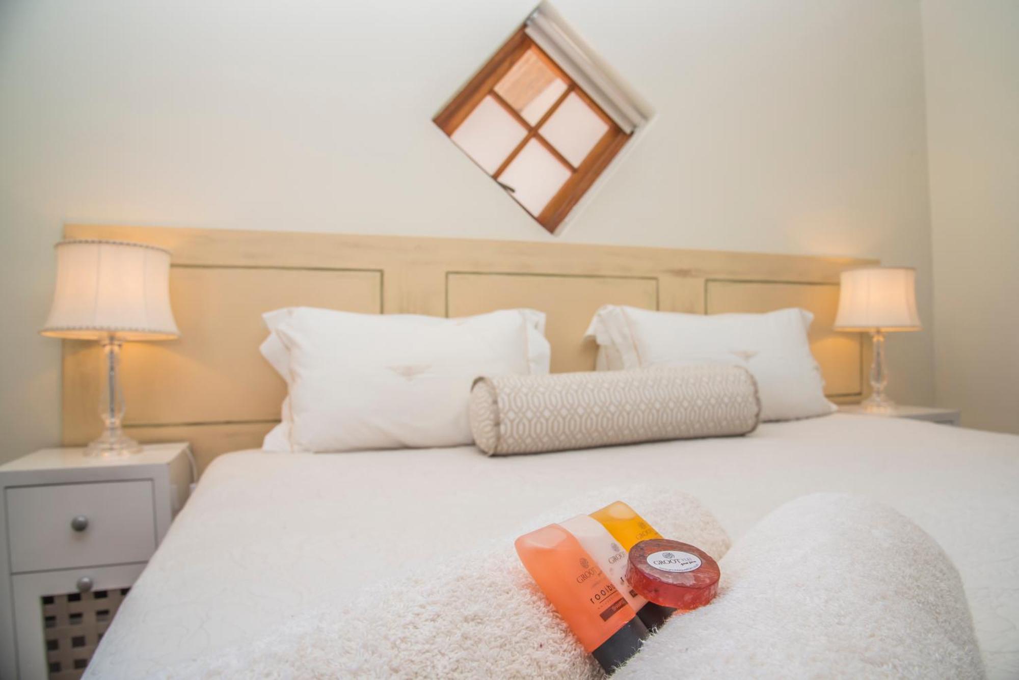 Grootvlei Guest Farm Bed & Breakfast Lambert's Bay Exterior photo